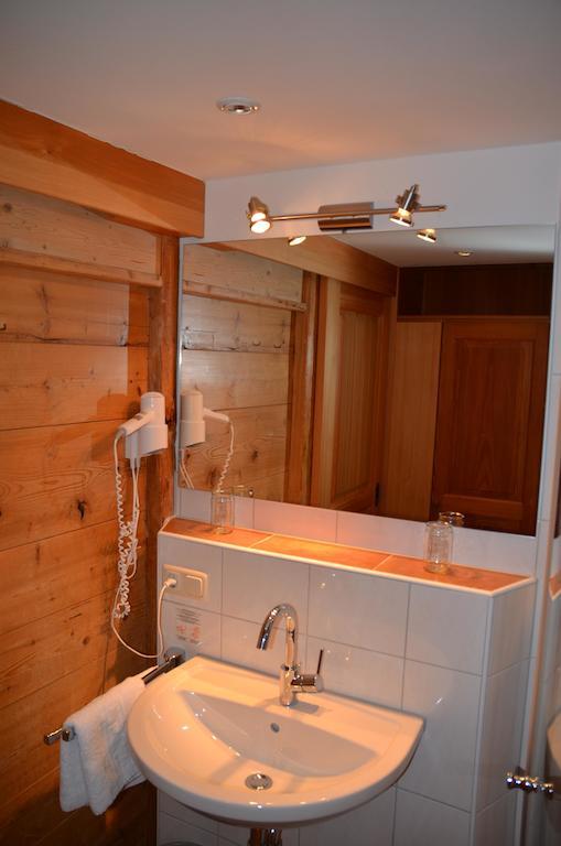 Berggasthaus Weingarten Ruhpolding Room photo